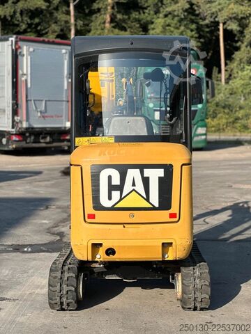 Μίνι εκσκαφέας CATERPILLAR 301.7D Gummikette / 2 Löffel / Schwenkschaufel