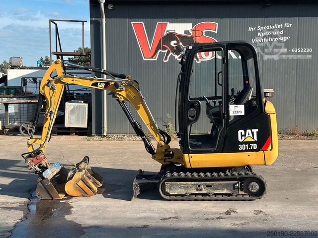 Μίνι εκσκαφέας CATERPILLAR 301.7D Gummikette / 2 Löffel / Schwenkschaufel