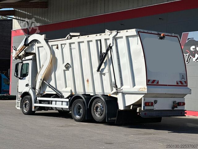 Απορριμματοφόρο MERCEDES-BENZ Antos 2533 6x2 FAUN Frontpress 533 Überkopflader