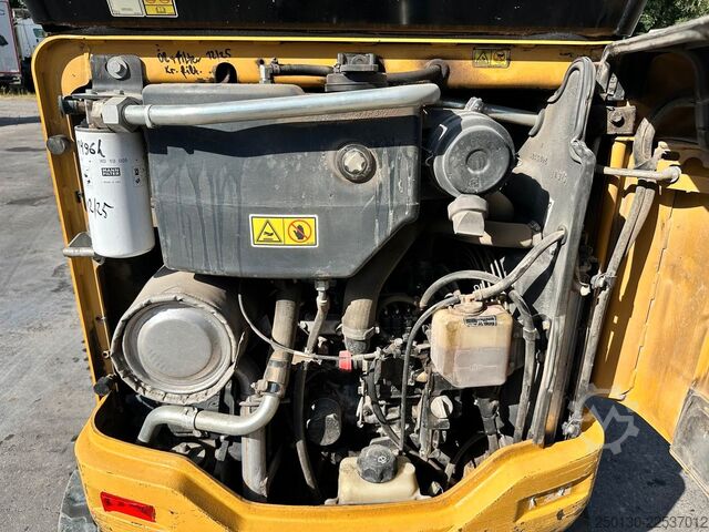 Μίνι εκσκαφέας CATERPILLAR 301.8C Gummikette / 2 Löffel / Schwenkschaufel