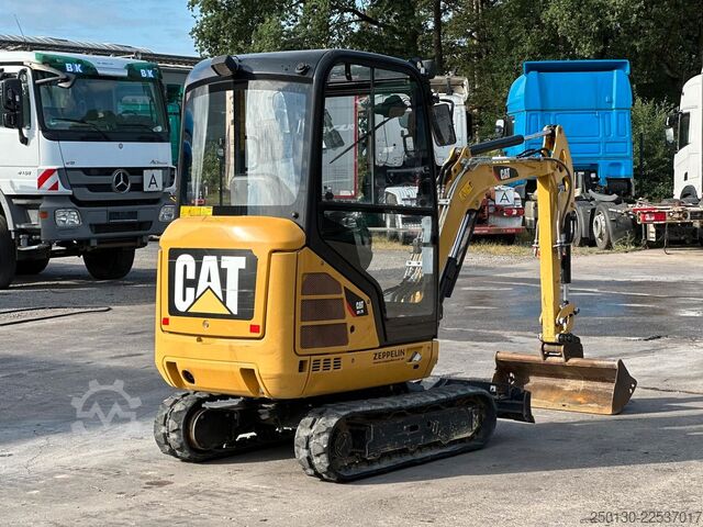 Μίνι εκσκαφέας CATERPILLAR 301.7D Gummikette / 2 Löffel / Schwenkschaufel