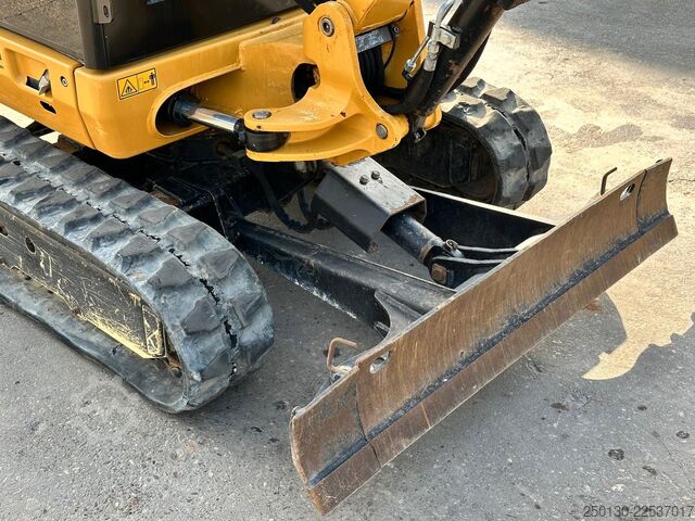 Μίνι εκσκαφέας CATERPILLAR 301.7D Gummikette / 2 Löffel / Schwenkschaufel