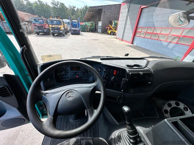 Φορτηγό με επίπεδη καρότσα MERCEDES-BENZ Atego 1530 4x2 BB Pritsche
