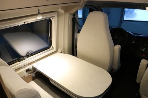 Kamper kombi Carado CV 600