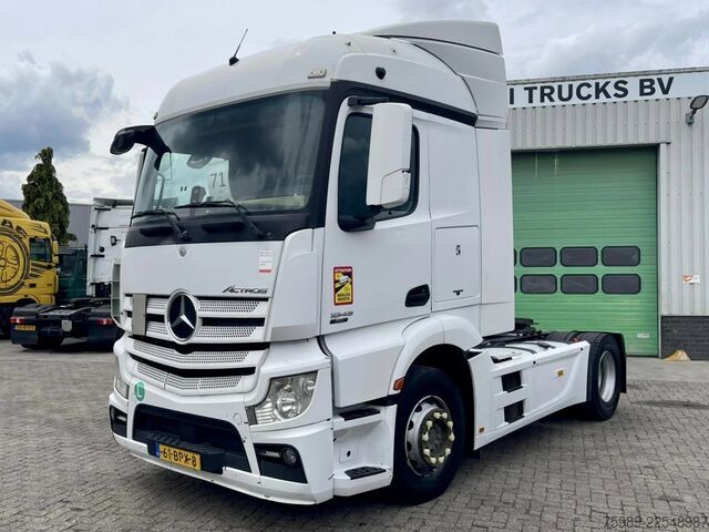 Estándar-SZM Mercedes-Benz Actros 1845 Dutch truck.  FRIGO