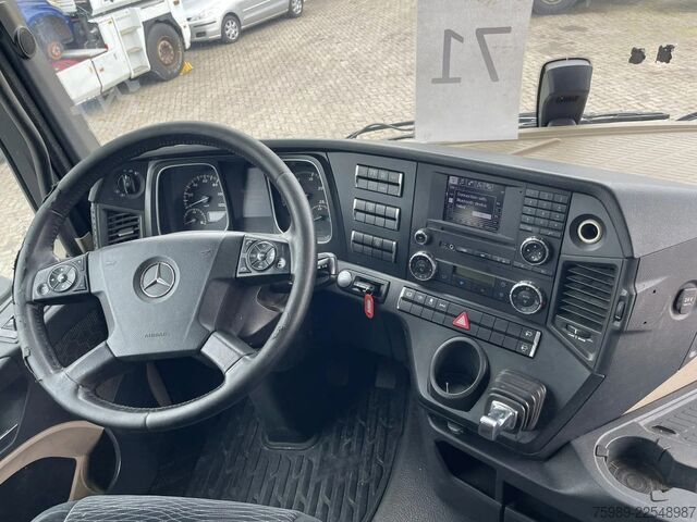 Estándar-SZM Mercedes-Benz Actros 1845 Dutch truck.  FRIGO