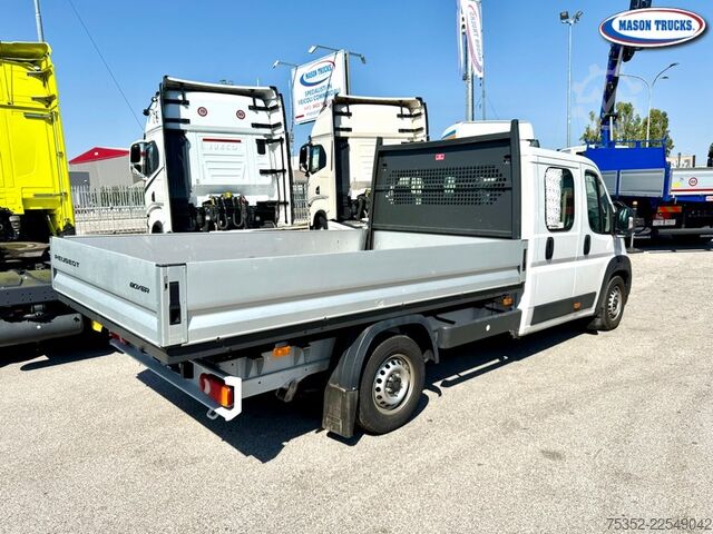 Pick-up furgon Peugeot Boxer 435 Doppia Cabina 140 HDI