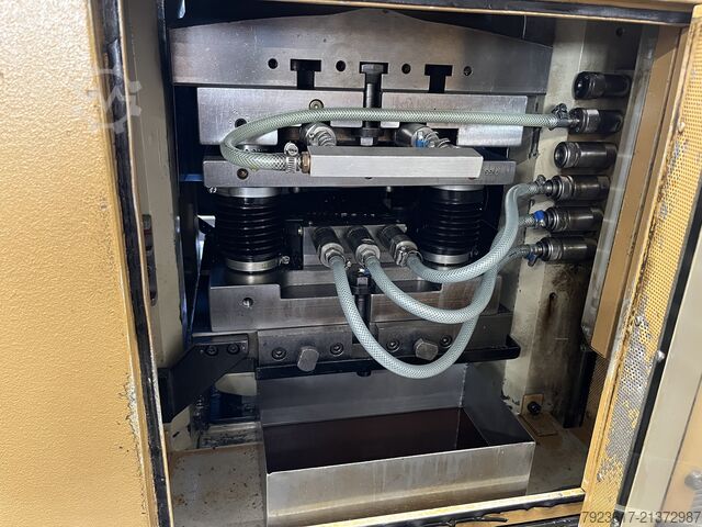 Presse de découpage fin Feintool GKP-F100