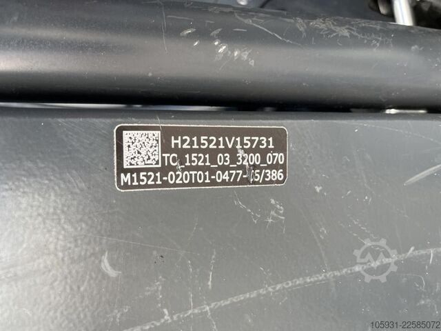Electric 4-wheel forklift Linde E16P-02