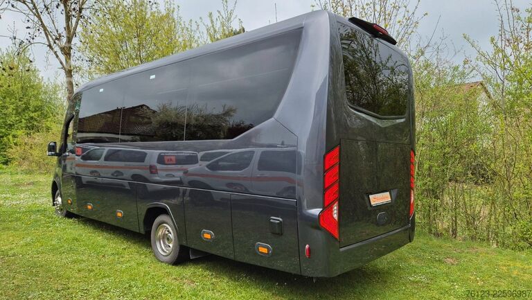 Kleinbus MERCEDES-BENZ Sprinter 519 29 SchlafsesselVorlauffahrzeug
