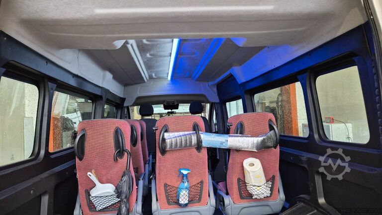 Kleinbus FIAT Ducato 9 Sitzer Mobility Airlineboden Rolli