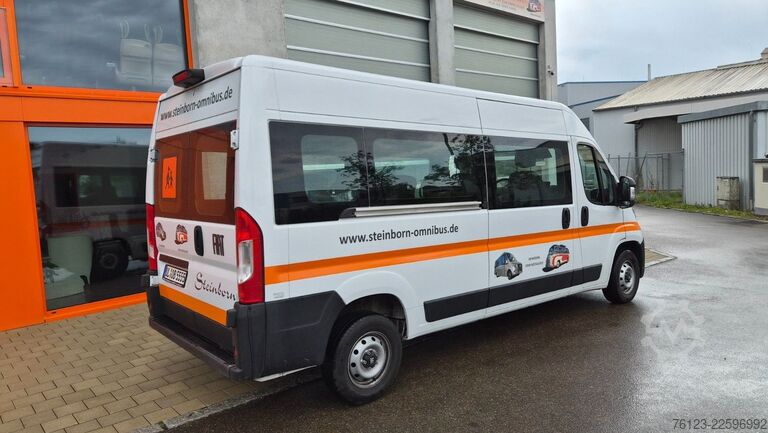 Kleinbus FIAT Ducato 9 Sitzer Mobility Airlineboden Rolli