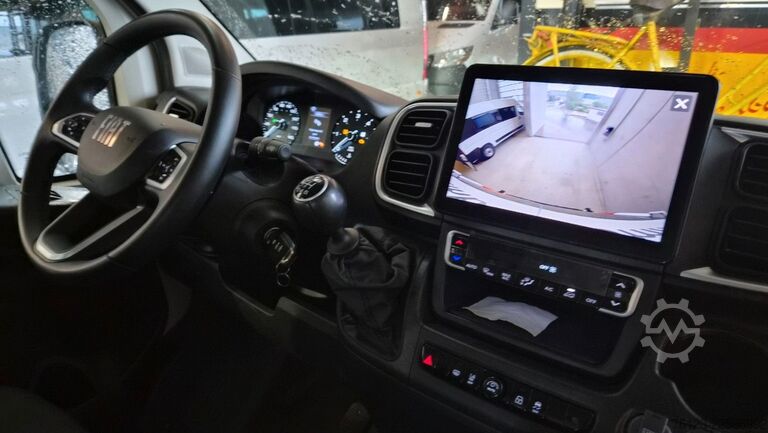 Kleinbus FIAT Ducato 9 Sitzer Mobility Airlineboden Rolli