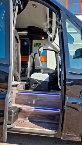 Kleinbus MERCEDES-BENZ 519 Sunset S 4 Ferqui Chasis 907 Vorlauffahrzeug