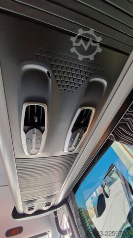Kleinbus MERCEDES-BENZ 519 Sunset S 4 Ferqui Chasis 907 Vorlauffahrzeug