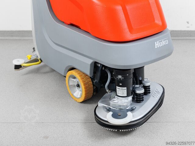 Hako Scrubmaster B70 CL AVEC BATTERIES NEUVES Hako Scrabmaster B70 CL TB650 - 2021y -117h