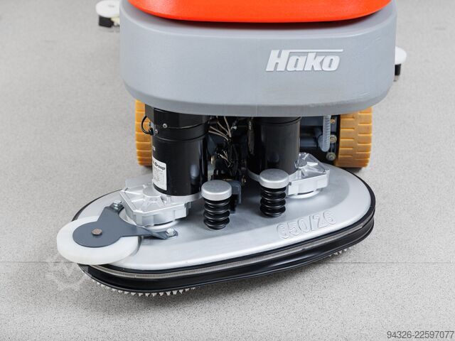 Hako Scrubmaster B70 CL AVEC BATTERIES NEUVES Hako Scrabmaster B70 CL TB650 - 2021y -117h