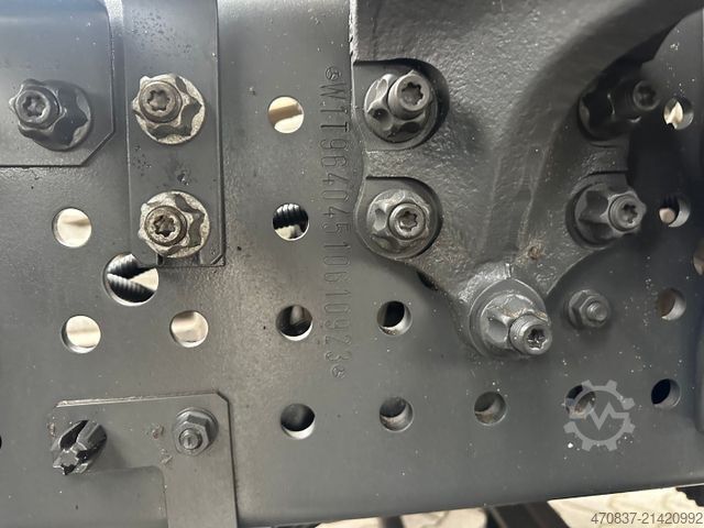 Camion benne à bras amovible MERCEDES-BENZ Arocs 3243 8x2 / M-Tec HLS 20 Silosteller + Funk