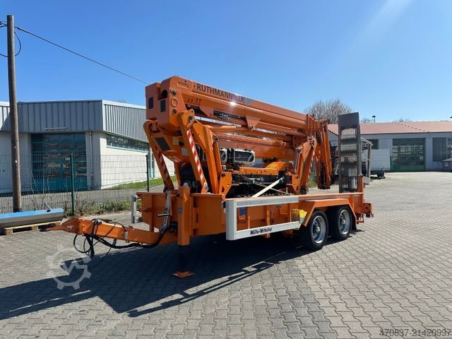 Vrachtwagenhoogwerker MERCEDES-BENZ Rutmann SA 26 / Raupenbühne / Funk