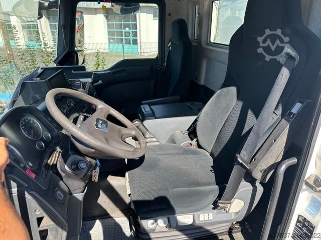 LKW mit Pritsche (offen) MAN TGM 13.250 / 4x4 / Fassi F 95 / Funk / Seilwinde