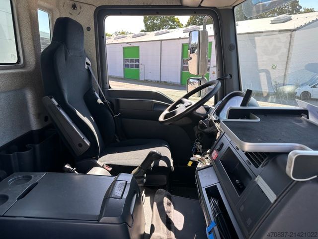 LKW mit Pritsche (offen) MAN TGM 13.250 / 4x4 / Fassi F 95 / Funk / Seilwinde