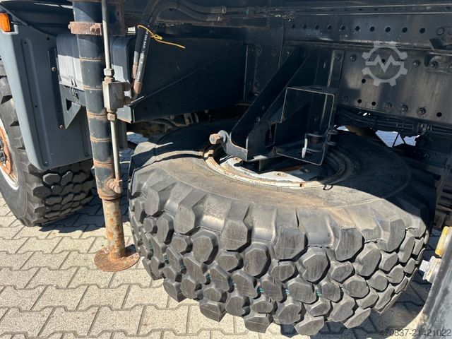 LKW mit Pritsche (offen) MAN TGM 13.250 / 4x4 / Fassi F 95 / Funk / Seilwinde