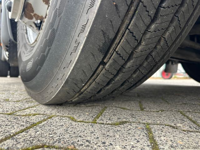 Kamion sa ravnom platformom i ceradom SCANIA G 280 / LBW / Pritsche 7,3 m / 1 x Liege