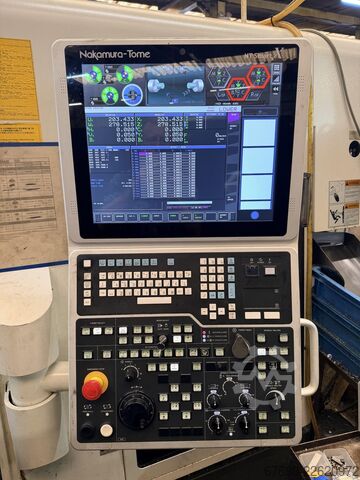 Centro de torneamento e fresagem CNC Nakamura-Tome Super NTY3-150