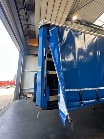 Lonas correderas Krone N/A lifting roof / discbrakes / liftaxle / new ...
