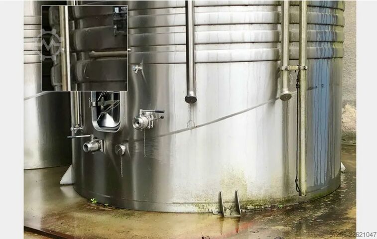 Lagertank 90m³ stainless steel tank with heating and a robust funnel