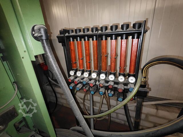 Macchina per stampaggio a iniezione Arburg 370M 1000-250