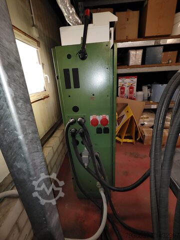 Macchina per stampaggio a iniezione Arburg 370M 1000-250