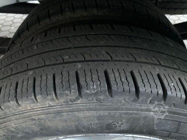 Pick-up furgon Ford Transit 350 Dop. Cab. 7 posti - Cassone