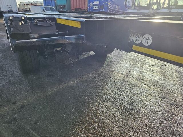 Konténerszállítás OZGUL /GA08XS1 / 2 X EXTENDIBLE CHASSIS /GERMAN TRAIL...