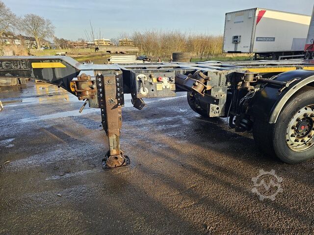 Transportul de containere OZGUL /GA08XS1 / 2 X EXTENDIBLE CHASSIS /GERMAN TRAIL...