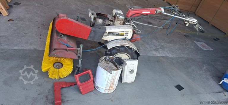 Vejpaver HONDA F800