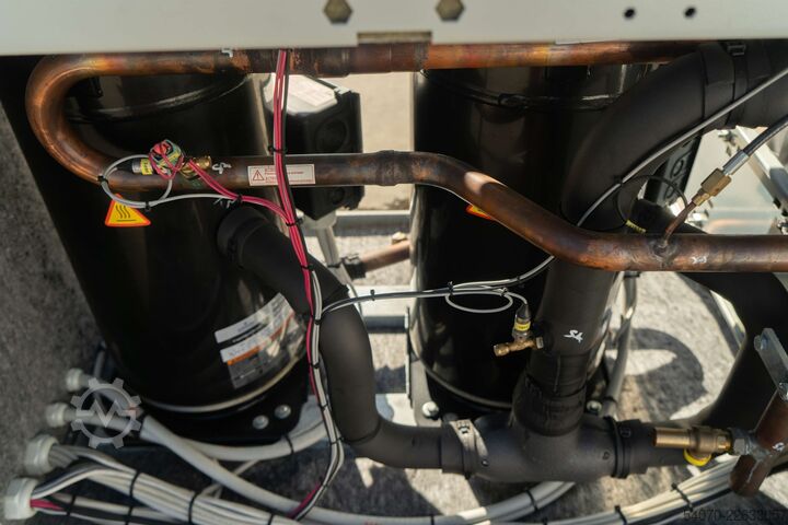  New Industrial Chiller / Heat pump CLIMAVENETA 306/340 KW | With warranty