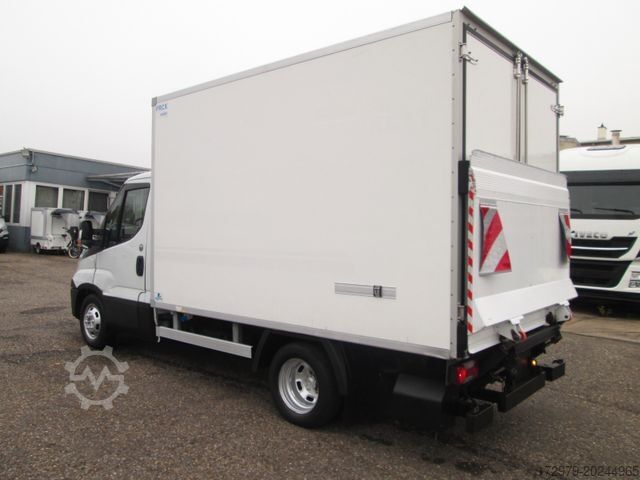 Fourgon isotherme frigorifique IVECO 35 C13*Carrier Kühlkoffer*LBW*