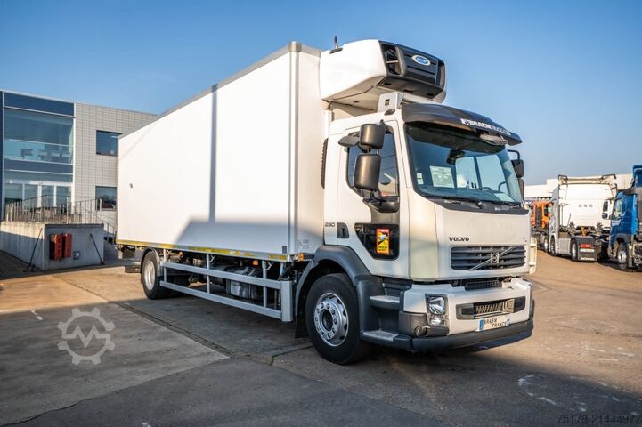 Kølet/frosset transport VOLVO FLH 290 +CARRIER