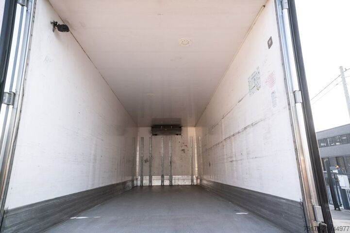 Kølet/frosset transport VOLVO FLH 290 +CARRIER