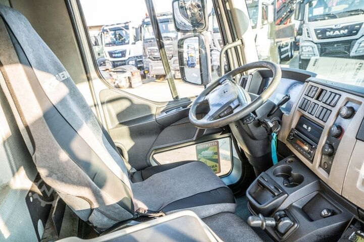 Kølet/frosset transport VOLVO FLH 290 +CARRIER