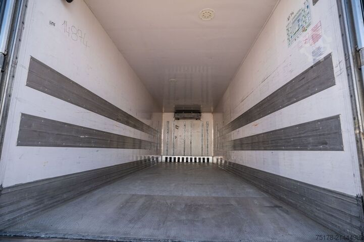 Kølet/frosset transport VOLVO FLH 290 +CARRIER