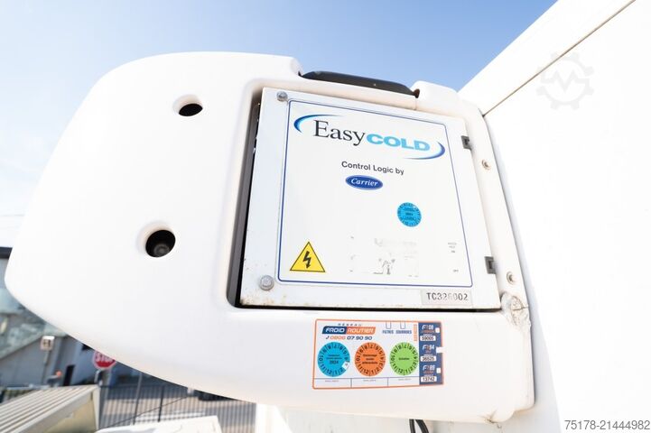 Kølet/frosset transport VOLVO FLH 290 +CARRIER