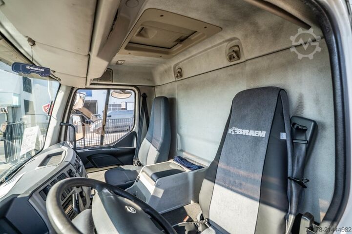 Kølet/frosset transport VOLVO FLH 290 +CARRIER