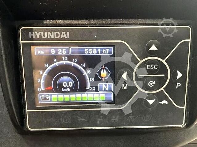Targonca Hyundai 30BH-9