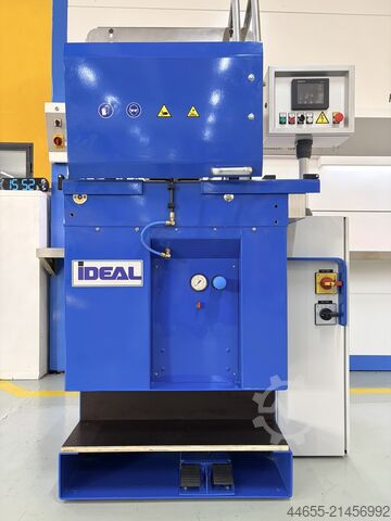 Μηχανή συγκόλλησης ταινιοπριονόλαμας Ideal BAS 340