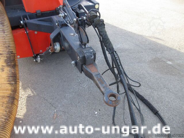 φορτηγό δεξαμενή κενού Trilo S8 Kehrsaugwagen 2015 sweep & collect