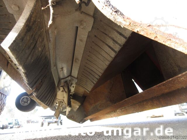 φορτηγό δεξαμενή κενού Trilo S8 Kehrsaugwagen 2015 sweep & collect