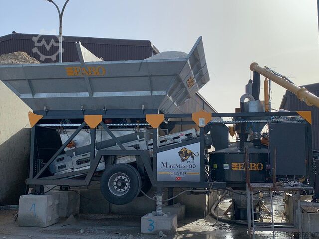 Stație mobilă de dozare a betonului FABO Mobile Concrete Batching Plant 30 m3/h Mobile Concrete Batching Plant