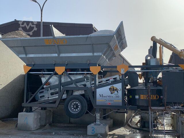 Stație mobilă de dozare a betonului FABO Mobile Concrete Batching Plant 30 m3/h Mobile Concrete Batching Plant